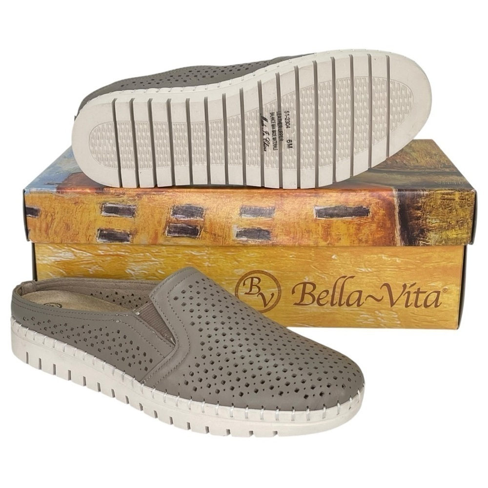 Bella Vita Refresh Taupe Leather Comfort Womens Mules Size 6M
